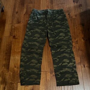 AE Camouflage Pants